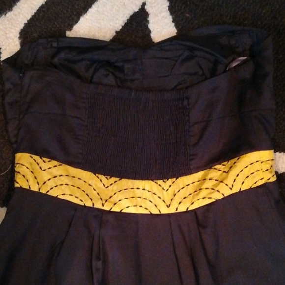 Strapless Anthropologie dress - Picture 5 of 8